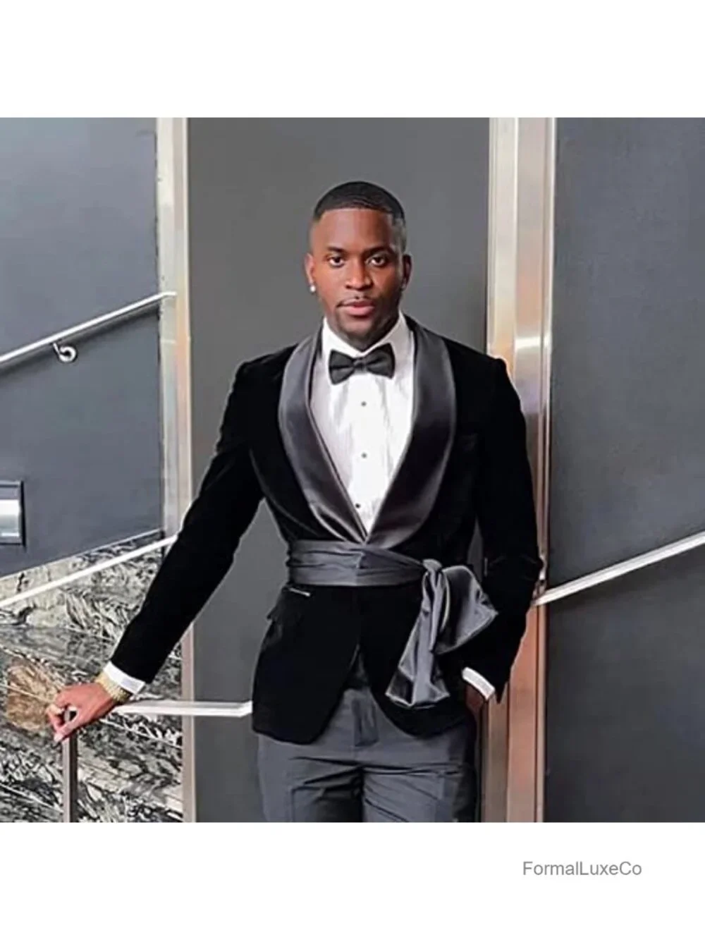 New Men Velvet Shawl Lapel Slim Fit Suit Tuxedo Blazer Satin Belt Pants